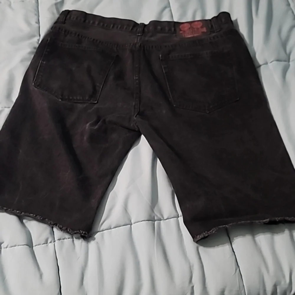 GRINDHOUSE Distressed Black Denim Cutt-off‎ Shorts Men's 38 Excellent Condition